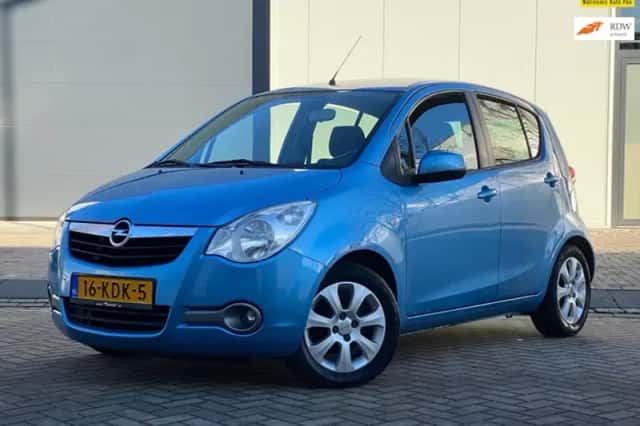 Opel Agila (2009) thumbnail 1