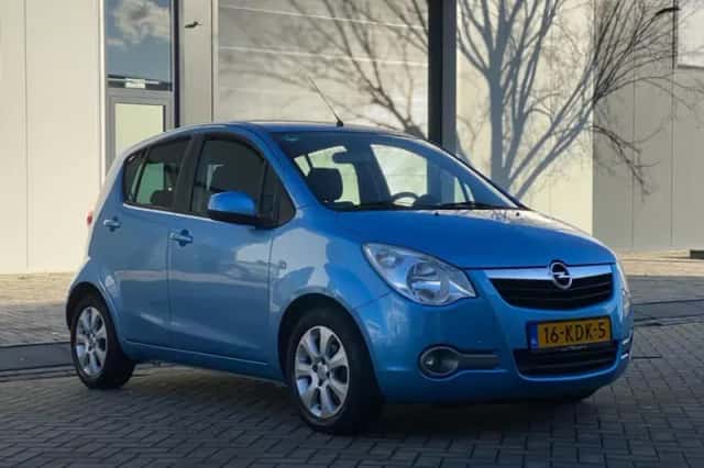 Opel Agila (2009) thumbnail 3