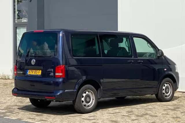Volkswagen Multivan (2014) thumbnail 6