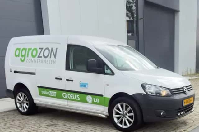 Volkswagen Caddy (2012) thumbnail 3