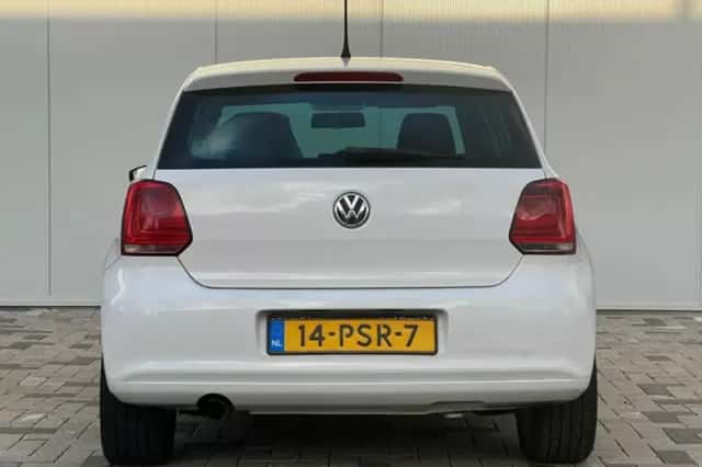 Volkswagen Polo (2011) thumbnail 5