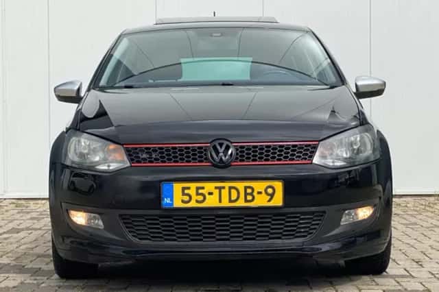 Volkswagen Polo (2012) thumbnail 2