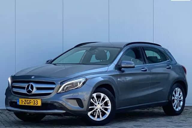 Mercedes-Benz GLA-Klasse (2014) thumbnail 1