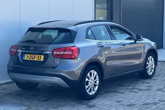 Mercedes-Benz GLA-Klasse (2014) thumbnail 4