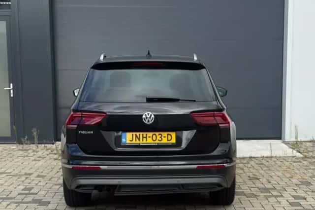 Volkswagen Tiguan (2020) thumbnail 5