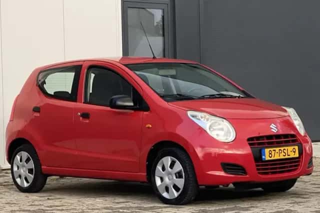 Suzuki Alto (2011) thumbnail 3