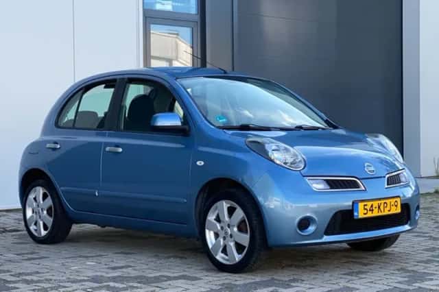 Nissan Micra (2010) thumbnail 4