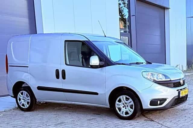 Fiat Doblò Cargo (2016) thumbnail 3
