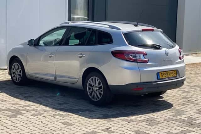 Renault Mégane (2013) thumbnail 4