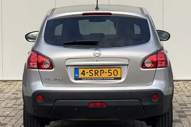 Nissan Qashqai (2008) thumbnail 5