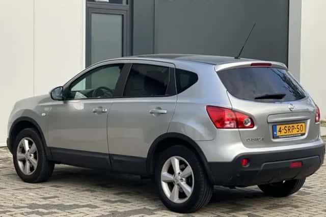Nissan Qashqai (2008) thumbnail 6