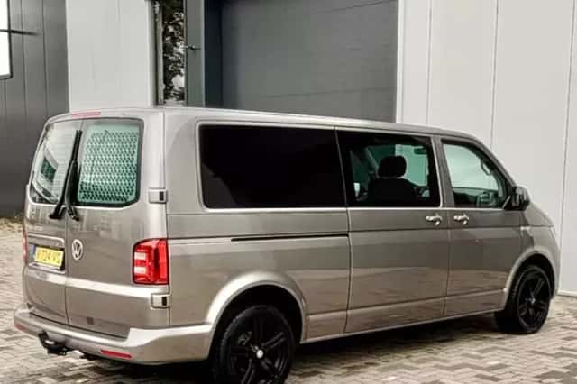 Volkswagen Transporter (2019) thumbnail 3