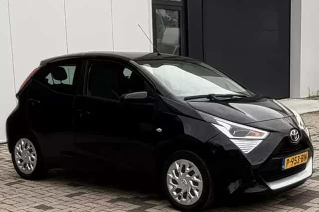 Toyota Aygo (2022) thumbnail 3