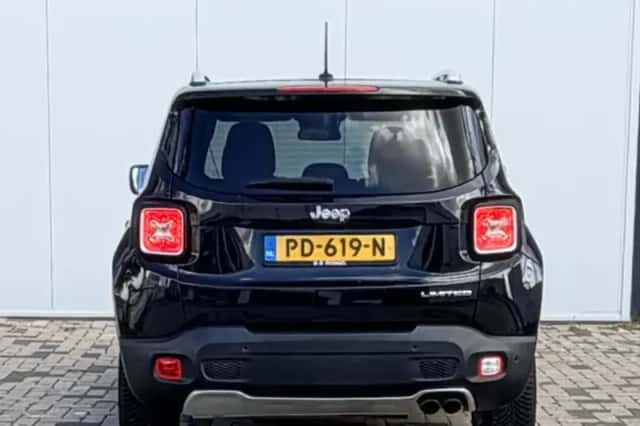 Jeep Renegade (2017) thumbnail 5
