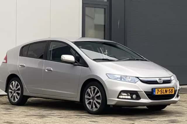 Honda Insight (2013) thumbnail 3