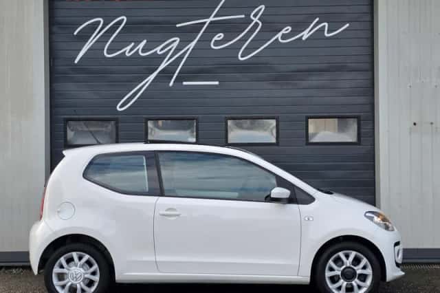 Volkswagen Up! (2012) thumbnail 3