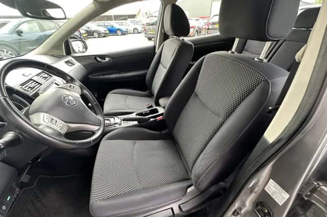 Nissan Pulsar (2016) thumbnail 3