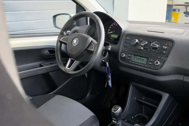 Škoda Citigo (2014) thumbnail 5