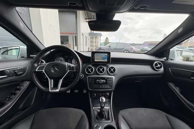 Mercedes-Benz A-Klasse (2013) thumbnail 6