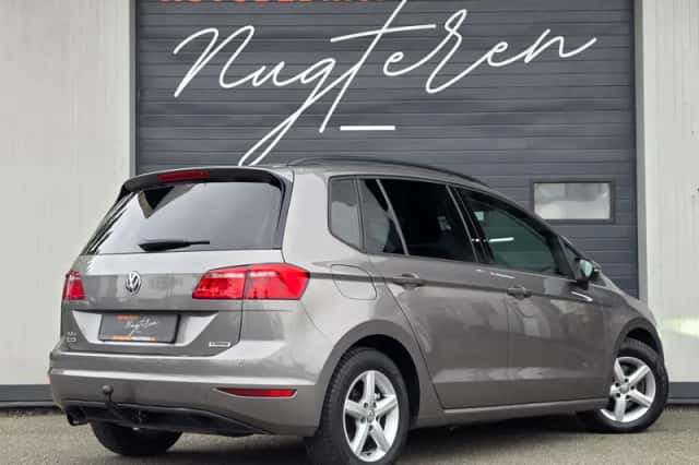 Volkswagen Golf Sportsvan (2014) thumbnail 4