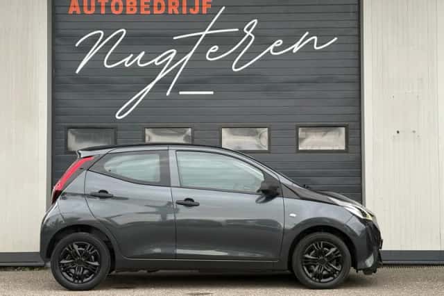 Toyota Aygo (2019) thumbnail 3