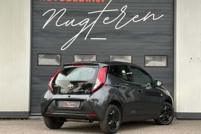 Toyota Aygo (2019) thumbnail 4