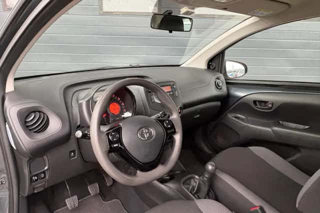 Toyota Aygo (2019) thumbnail 6