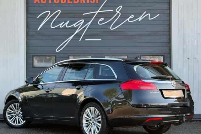 Opel Insignia (2013) thumbnail 4