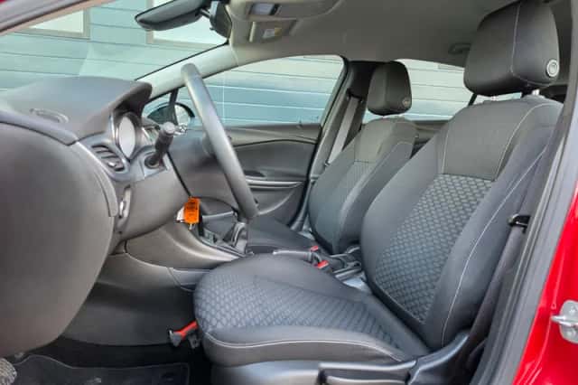 Opel Astra (2021) thumbnail 6