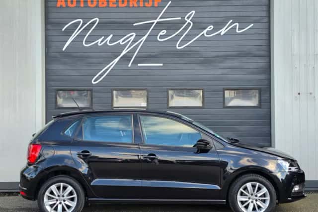 Volkswagen Polo (2014) thumbnail 3