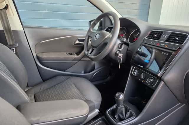 Volkswagen Polo (2014) thumbnail 6