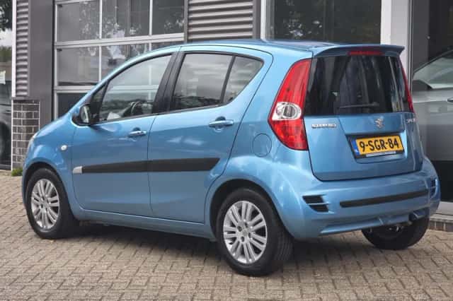 Suzuki Splash (2013) thumbnail 4