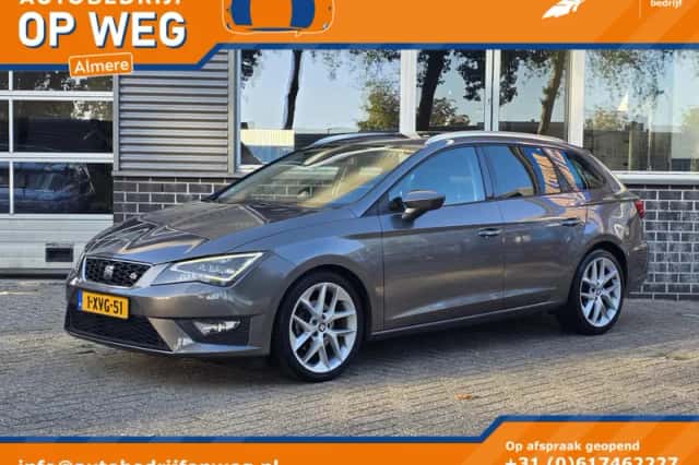 SEAT Leon (2015) thumbnail 1
