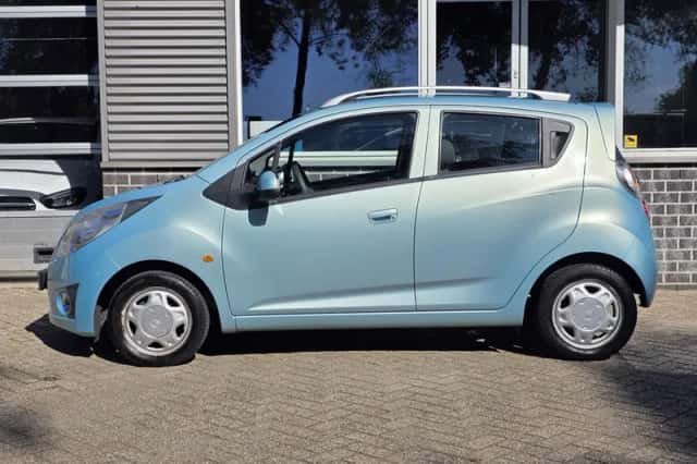 Chevrolet Spark (2010) thumbnail 3