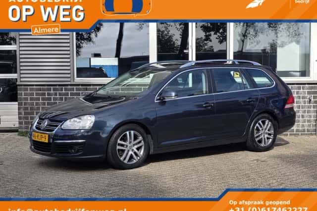 Volkswagen Golf (2009) thumbnail 1