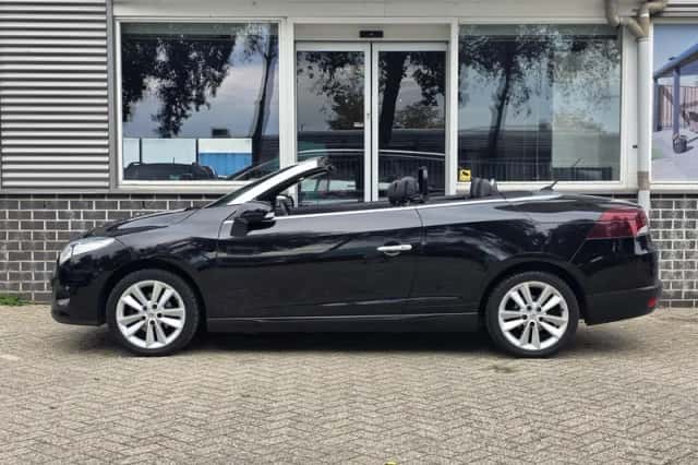 Renault Mégane (2011) thumbnail 3