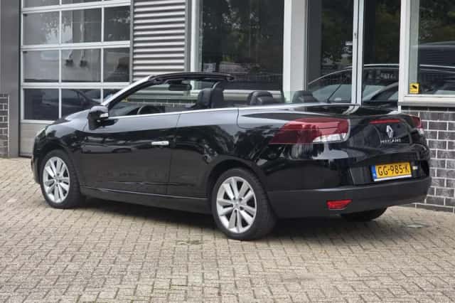 Renault Mégane (2011) thumbnail 4