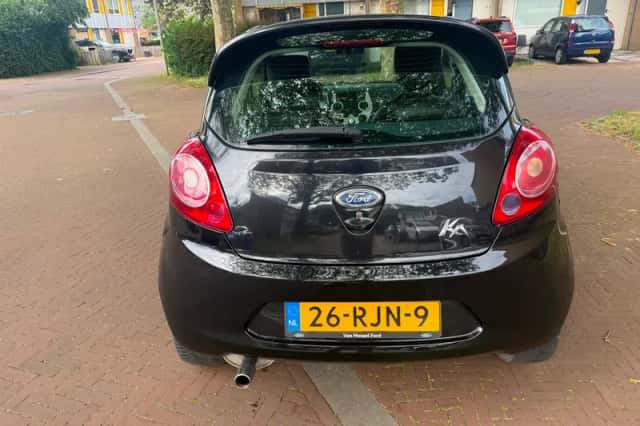 Ford Ka (2011) thumbnail 4