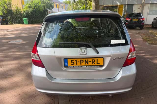 Honda Jazz (2004) thumbnail 4