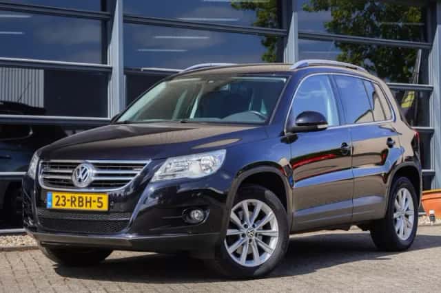 Volkswagen Tiguan (2011) thumbnail 5