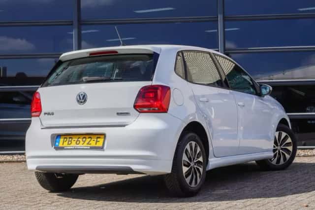 Volkswagen Polo (2017) thumbnail 3