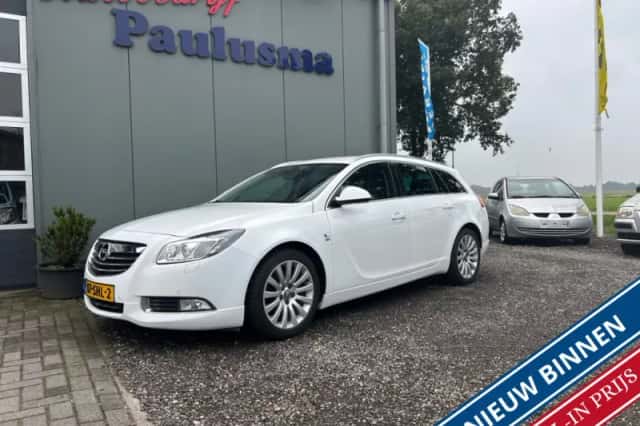 Opel Insignia (2011) thumbnail 1