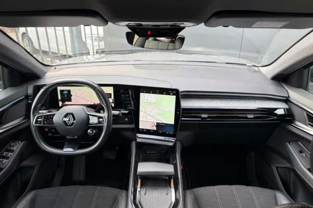 Renault Austral (2023) thumbnail 6
