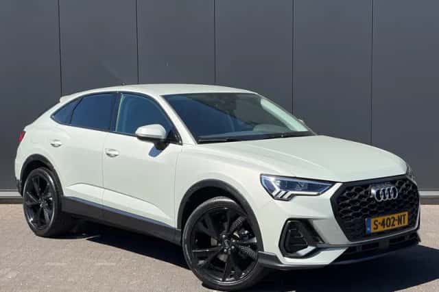 Audi Q3 Sportback (2023) thumbnail 1