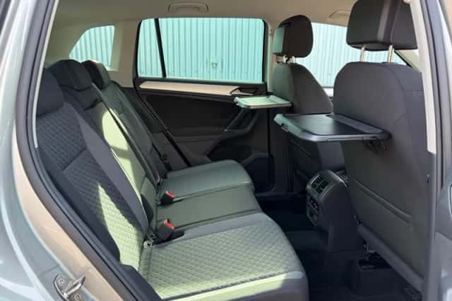Volkswagen Tiguan (2016) thumbnail 4