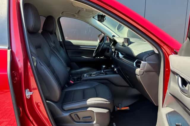 Mazda CX-5 (2017) thumbnail 3