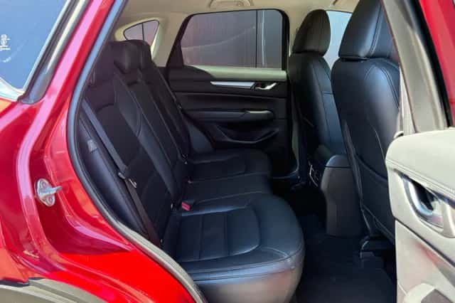 Mazda CX-5 (2017) thumbnail 4