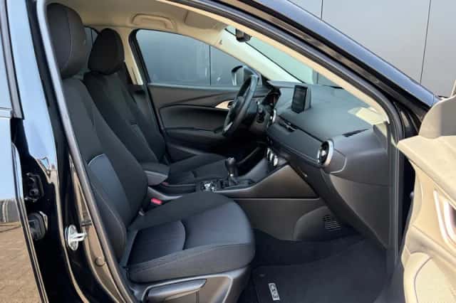 Mazda CX-3 (2021) thumbnail 3