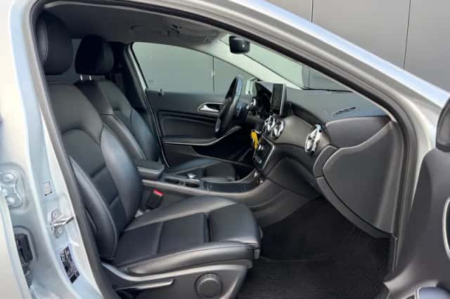 Mercedes-Benz GLA-Klasse (2019) thumbnail 3
