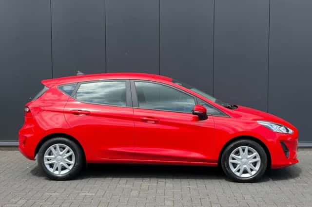 Ford Fiesta (2021) thumbnail 2